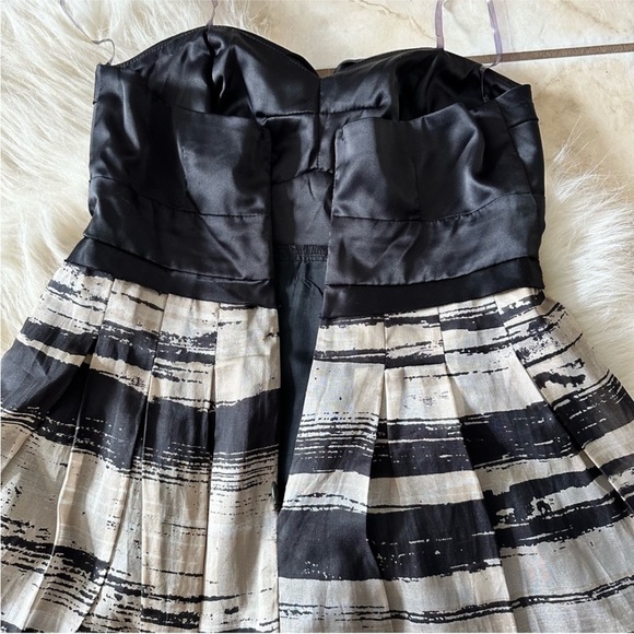 Rubber Ducky 100% Silk Mini Dress - Picture 5 of 6